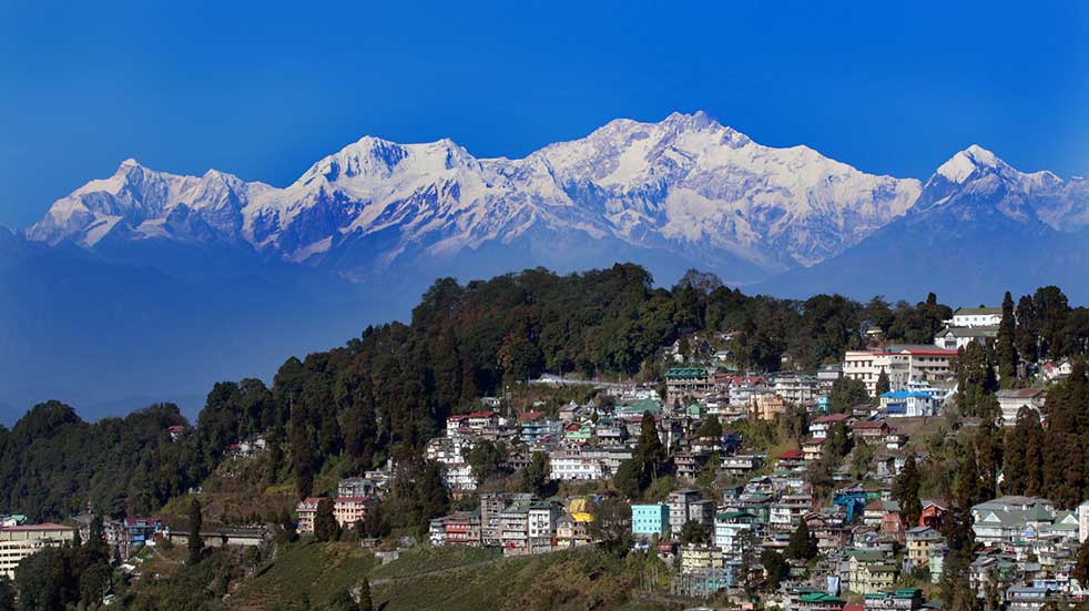 Winter experiences snow capped mountains Darjeeling